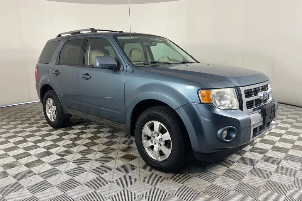 2011 Ford Escape Limited photo 1