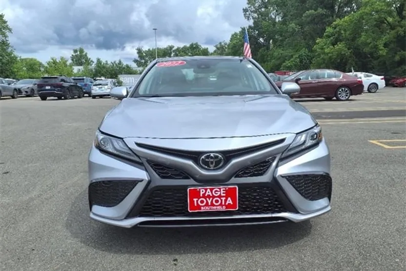 2022 Toyota Camry XSE photo 1