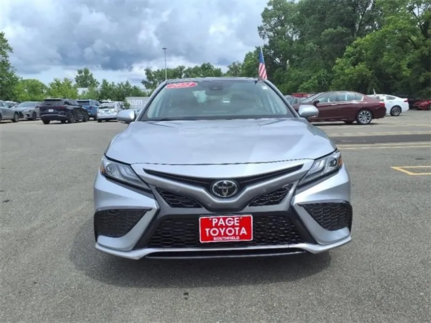 2022 Toyota Camry XSE photo 1