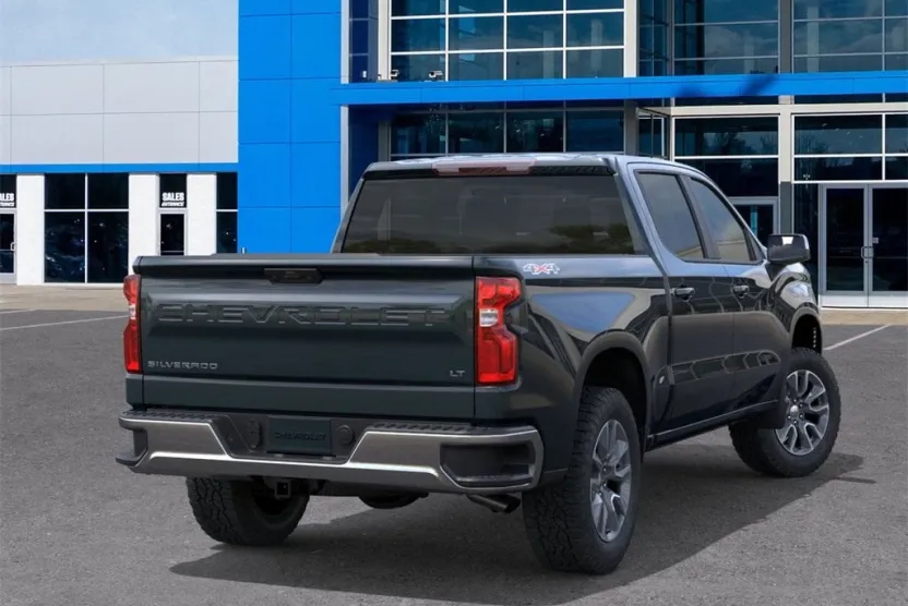 2026 Chevrolet Silverado 1500 LT photo 1