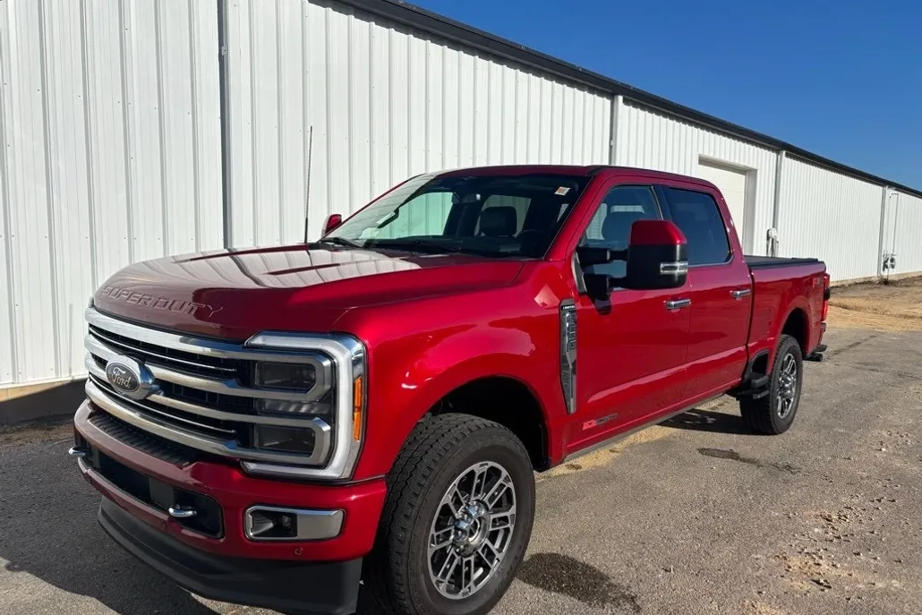 2023 Ford F-250 photo 1
