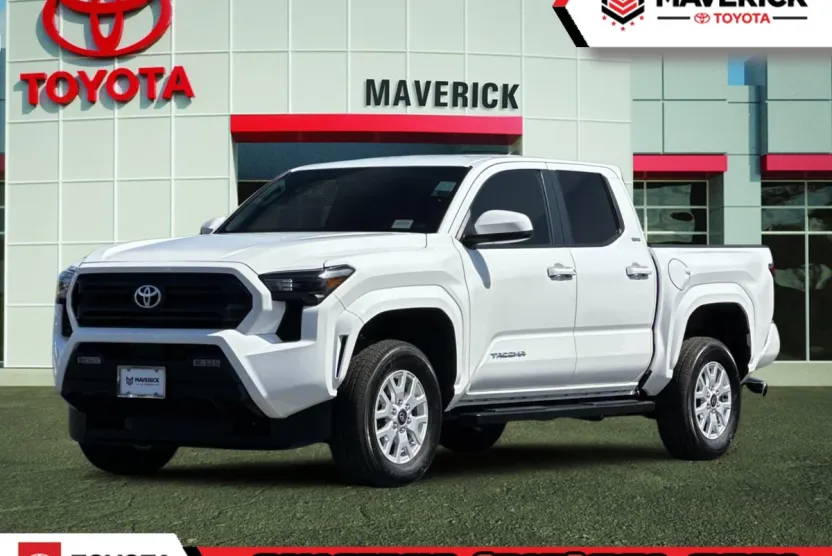 2025 Toyota Tacoma SR5 photo 1