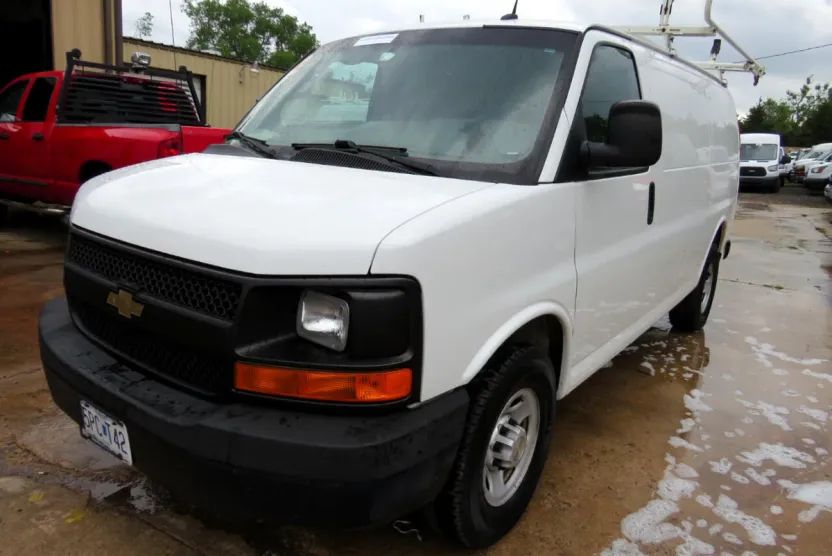 2014 Chevrolet Express 2500 Cargo photo 1
