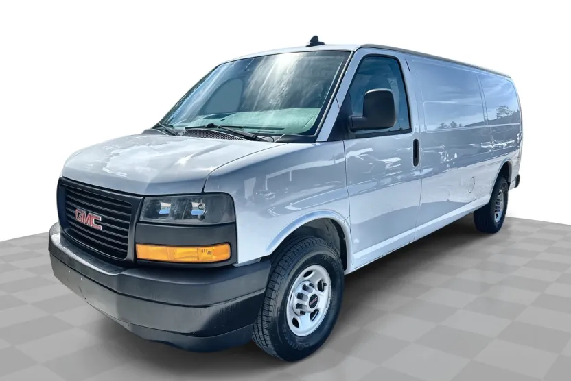 2022 Gmc Savana Cargo 3500 photo 1
