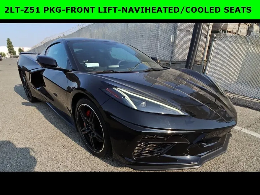 2021 Chevrolet Corvette Stingray 2LT photo 1