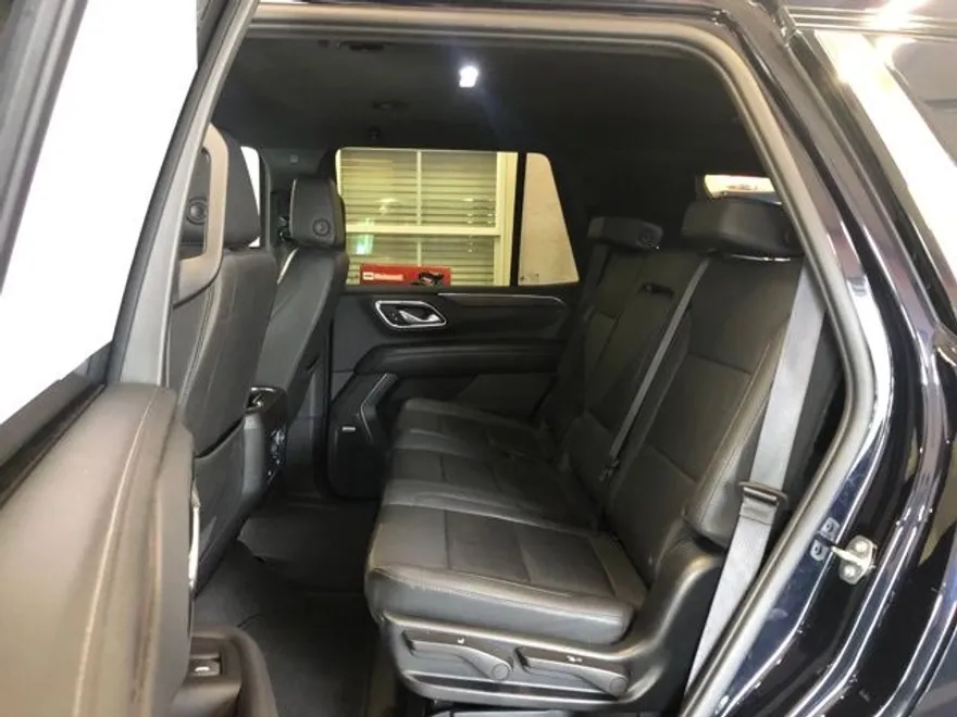2023 Chevrolet Tahoe LT photo 1
