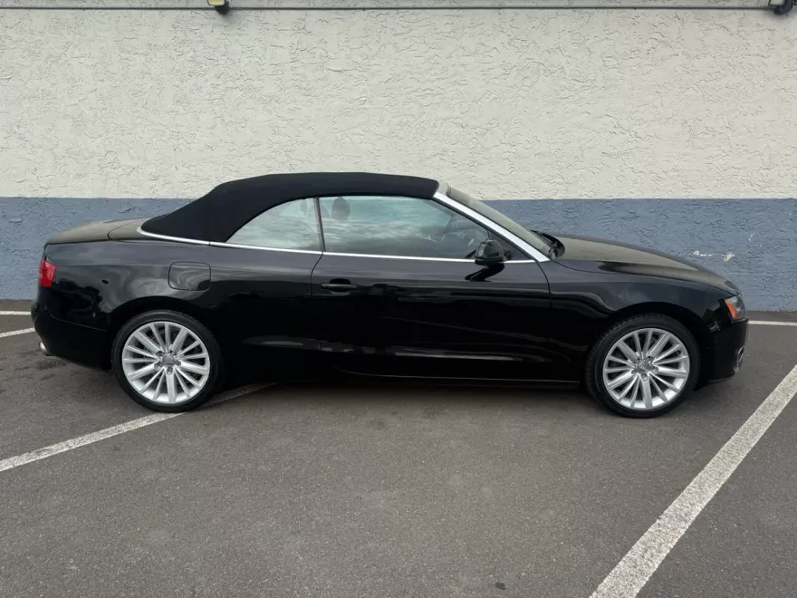 2011 Audi A5 2.0T Premium Cabriolet photo 1