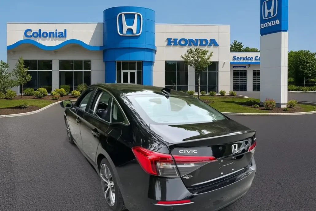 2023 Honda Civic Touring photo 1