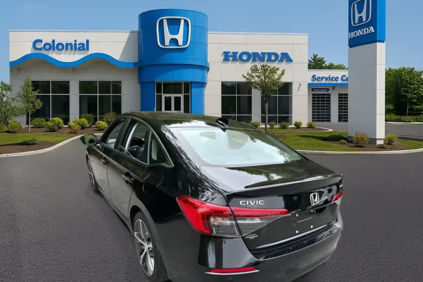 2023 Honda Civic Touring photo 1