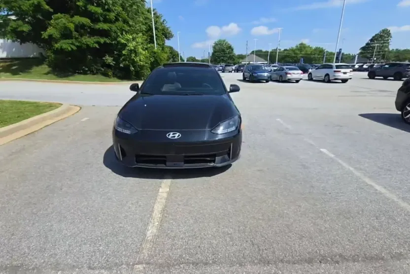 2023 Hyundai Ioniq 6 Limited photo 1
