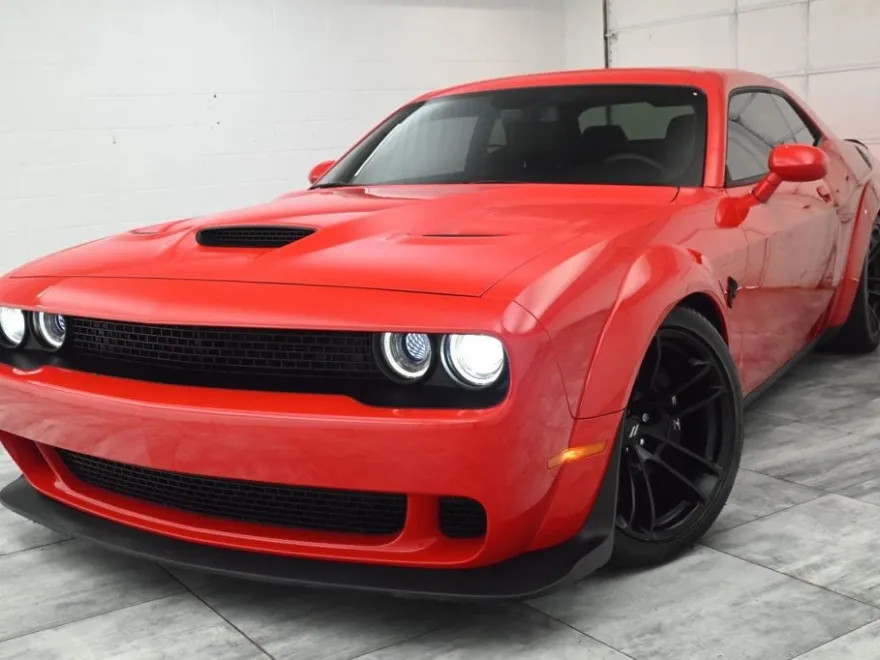 2023 Dodge Challenger R/T Scat Pack Widebody photo 1