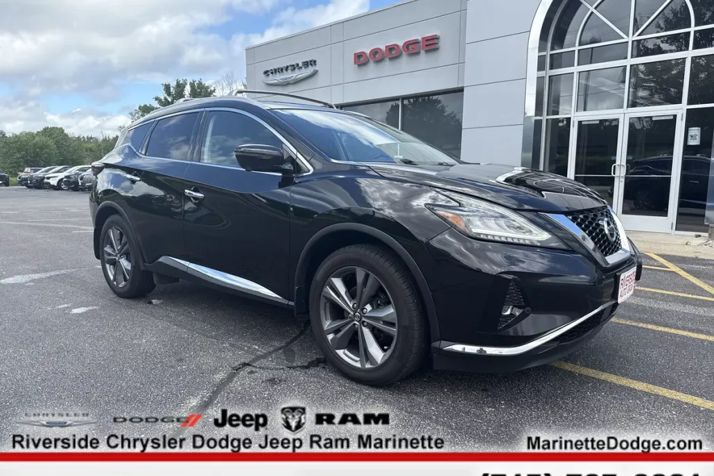 2021 Nissan Murano Platinum photo 1