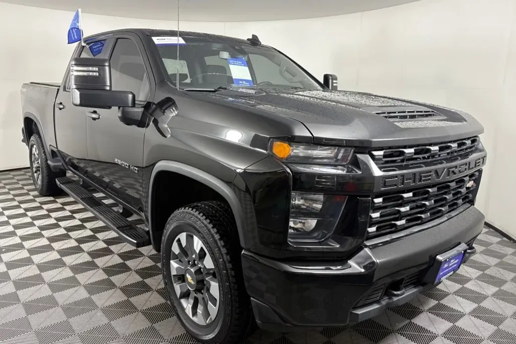 2022 Chevrolet Silverado 2500HD Custom photo 1