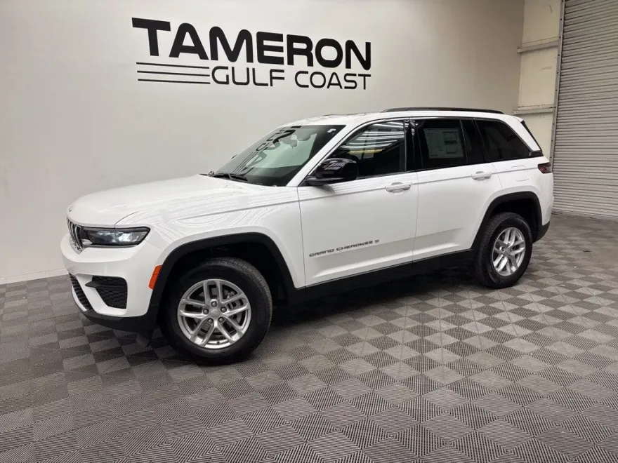 2025 Jeep Grand Cherokee Laredo X photo 1