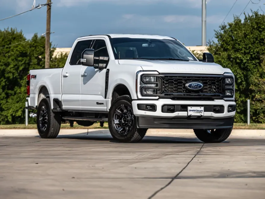 2024 Ford F-250 Lariat photo 1