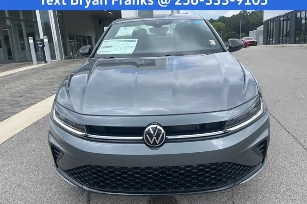 2025 Volkswagen Jetta 1.5T Sport photo 1