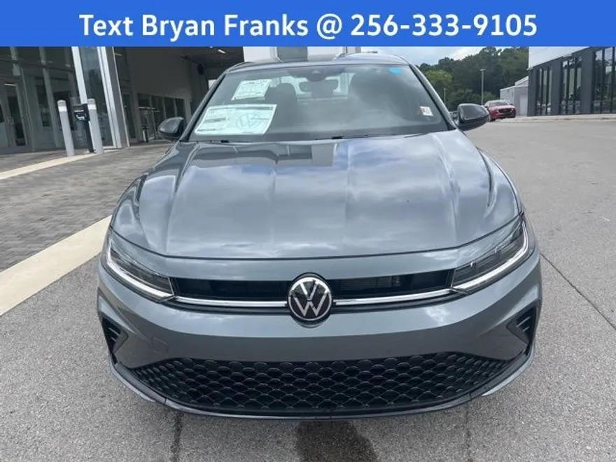 2025 Volkswagen Jetta 1.5T Sport photo 1