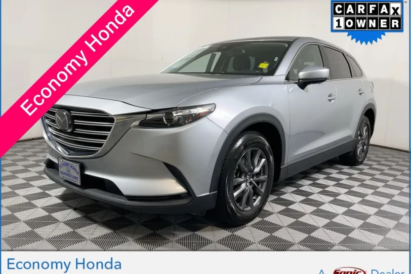 2023 Mazda CX-9 Touring photo 1