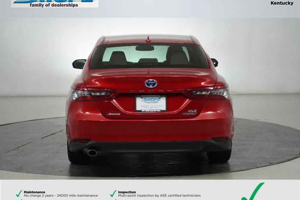 2024 Toyota Camry Hybrid XLE photo 1