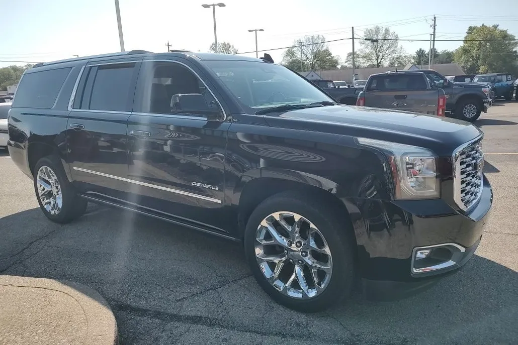 2020 Gmc Yukon XL Denali photo 1