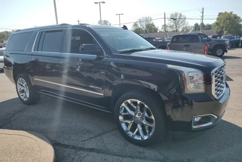 2020 Gmc Yukon XL Denali photo 1
