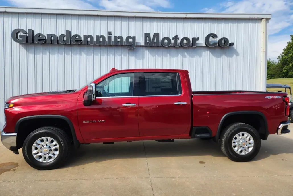 2026 Chevrolet Silverado 2500HD LTZ photo 1