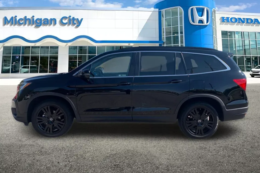 2022 Honda Pilot Special Edition photo 1