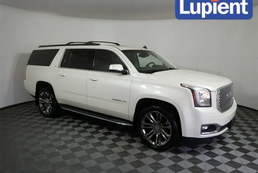 2015 Gmc Yukon XL SLT photo 1