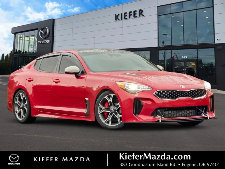 2018 Kia Stinger GT2 photo 1