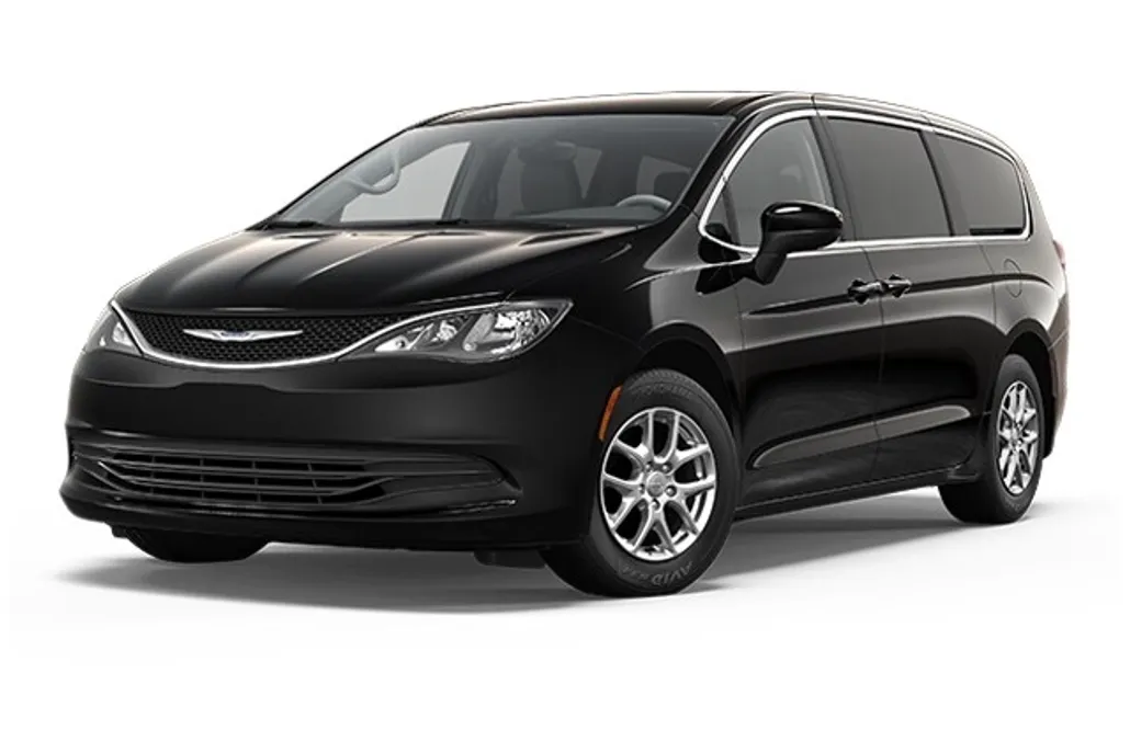 2017 Chrysler Pacifica LX photo 1