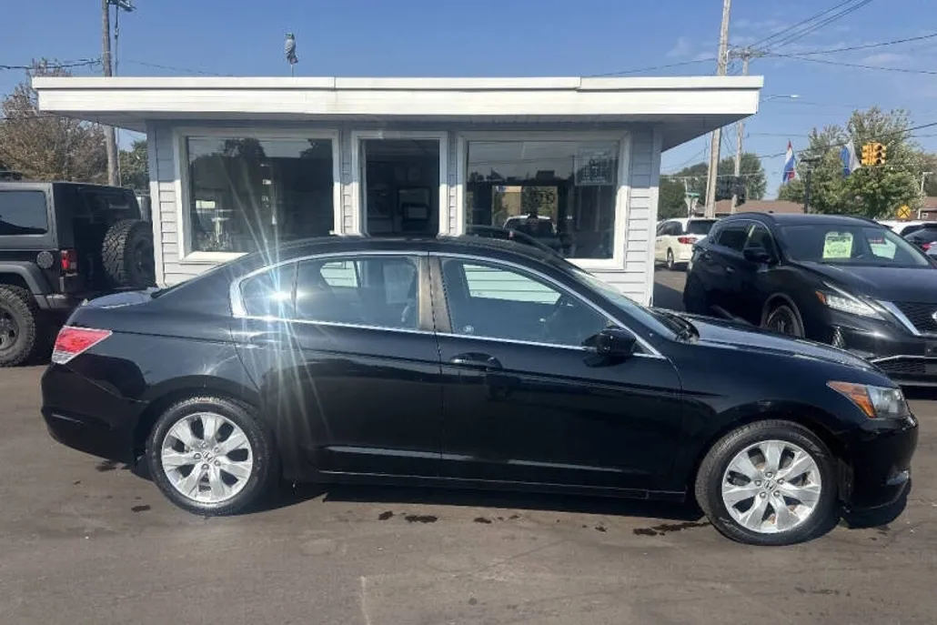 2010 Honda Accord EX photo 1