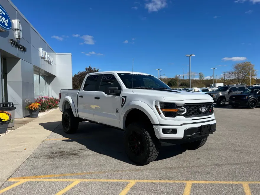 2025 Ford F-150 STX photo 1