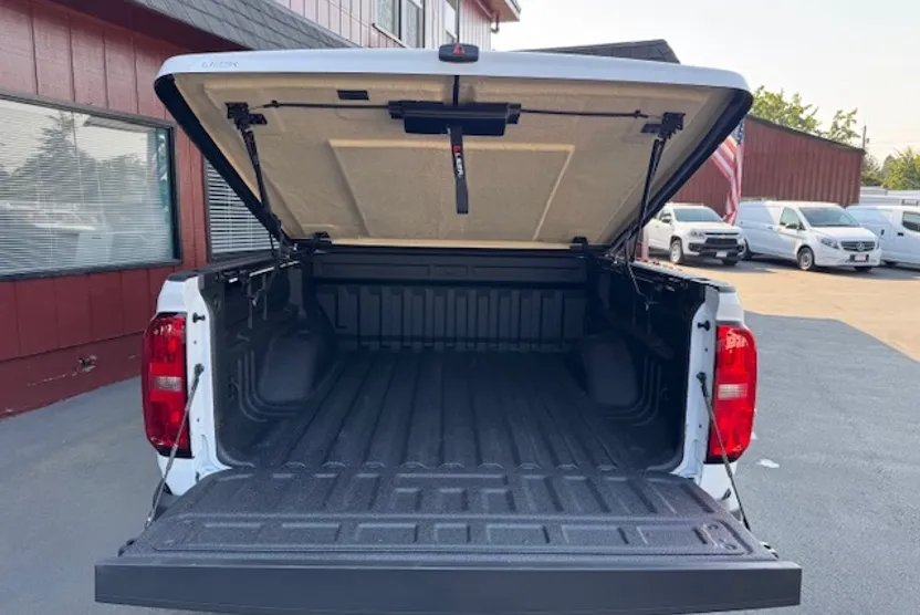 2022 Chevrolet Colorado LT photo 1