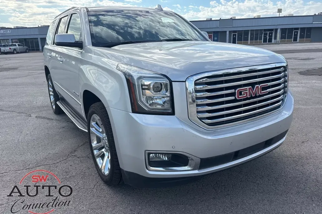 2019 Gmc Yukon SLT photo 1