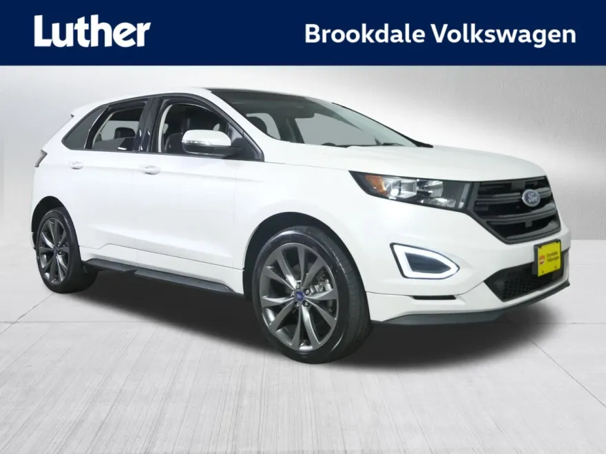 2018 Ford Edge Sport photo 1