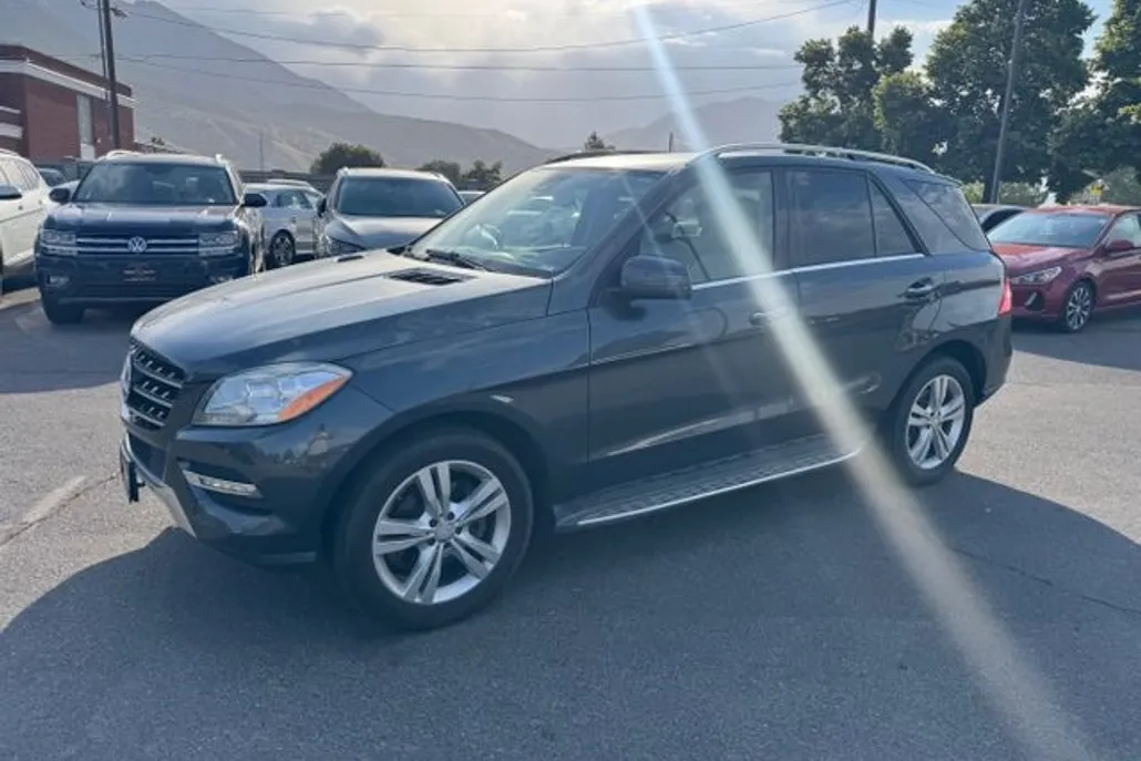 2015 Mercedes Benz ML 350 photo 1