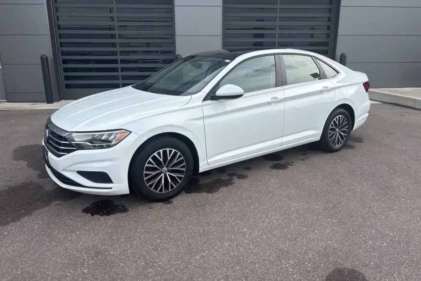 2019 Volkswagen Jetta 1.4T SE photo 1