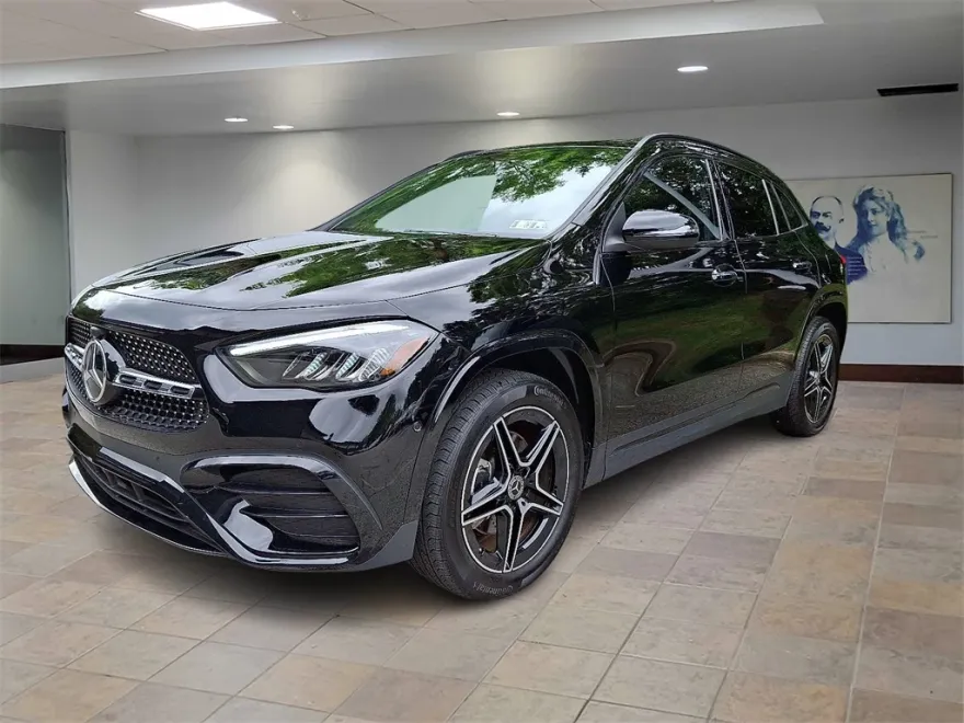 2025 Mercedes Benz GLA 250 4MATIC photo 1