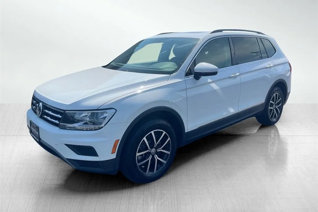 2021 Volkswagen Tiguan SE photo 1