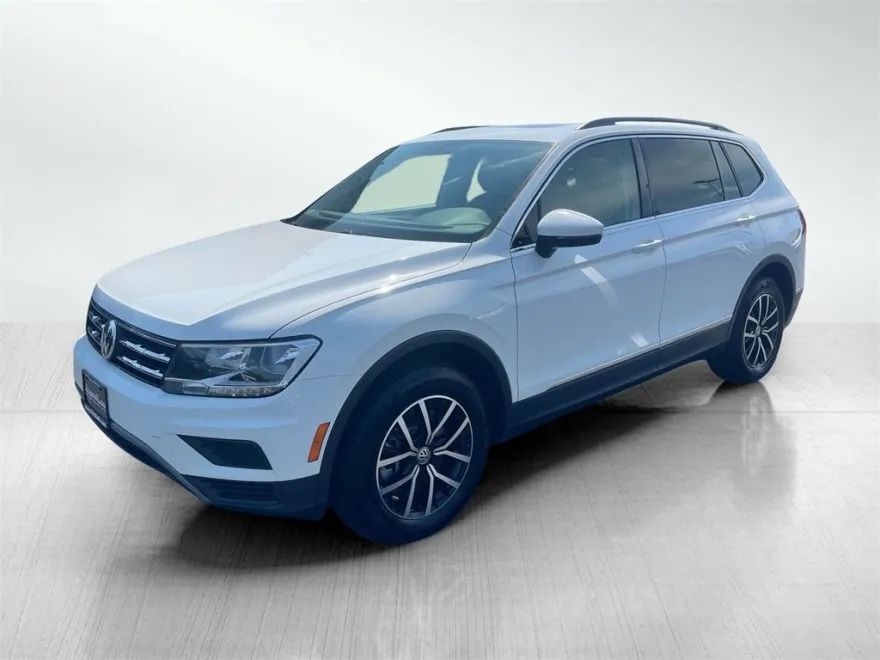 2021 Volkswagen Tiguan SE photo 1