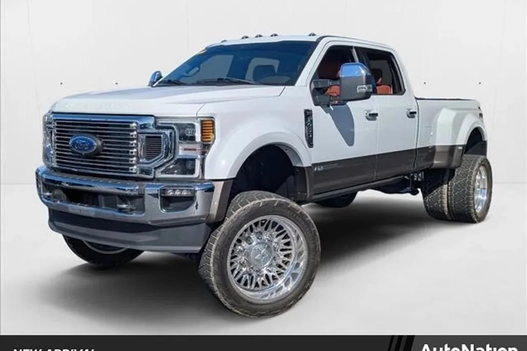 2022 Ford F-450 King Ranch photo 1
