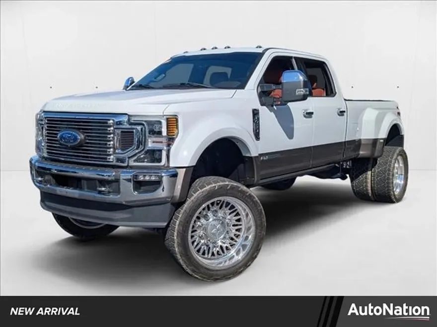 2022 Ford F-450 King Ranch photo 1
