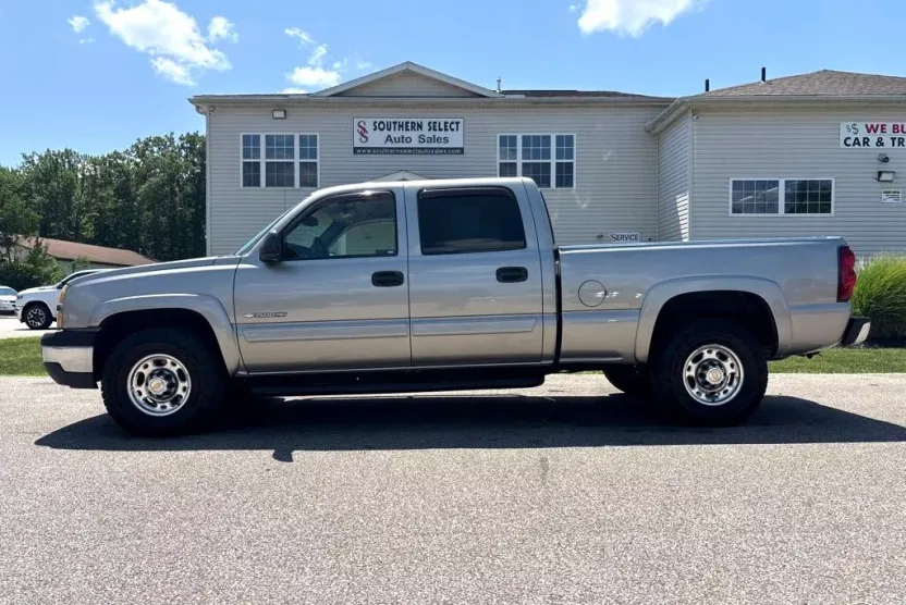 2003 Chevrolet Silverado 1500 photo 1