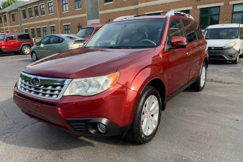 2011 Subaru Forester 2.5X Touring photo 1