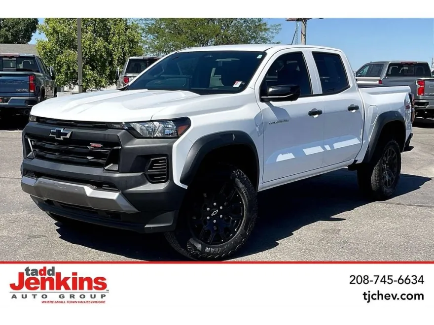 2024 Chevrolet Colorado Trail Boss photo 1