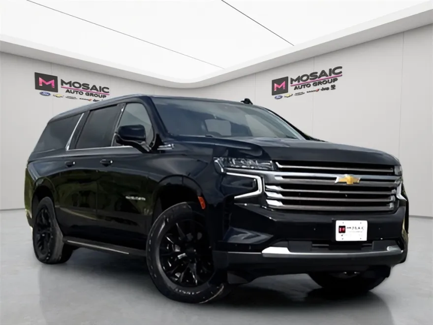 2023 Chevrolet Suburban High Country photo 1