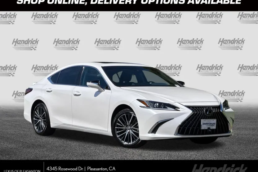 2025 Lexus ES 300h photo 1