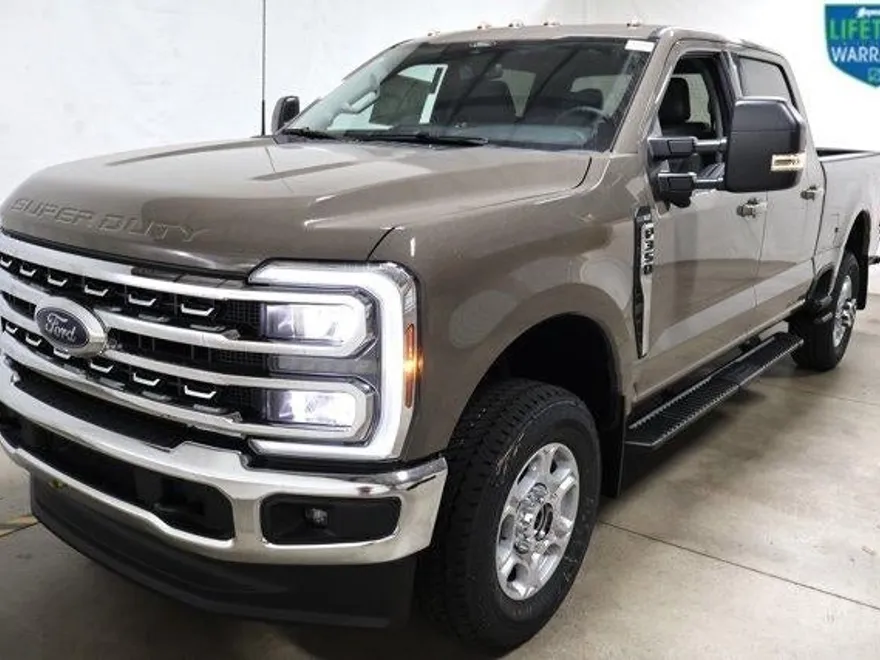 2026 Ford F-350 XLT photo 1