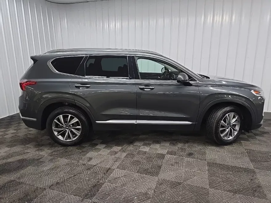 2020 Hyundai Santa Fe SEL photo 1