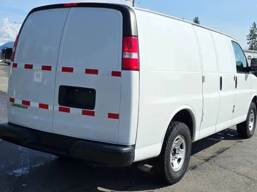 2020 Chevrolet Express 2500 Cargo Van photo 1
